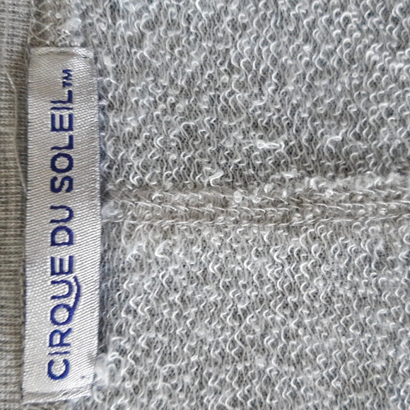 Brand new Cirque du Soleil O ombré Dip Dyed sweatshirt - Picture 4 of 6